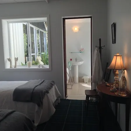 Whispering Pines Bed And Breakfast-3